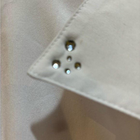 #42 Zac & Rachel White Blouse - Picture 3 of 4